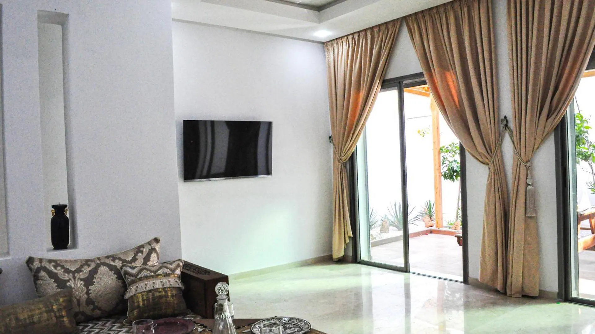 North Africa Surf Vila Agadir Bed & Breakfast